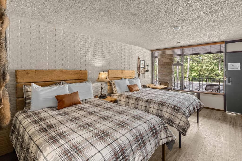 Stonegate Lodge 2 Queen Beds Fast Wifi 50In Tv Salt Water Pool Room # 305 ユリーカ・スプリングス エクステリア 写真